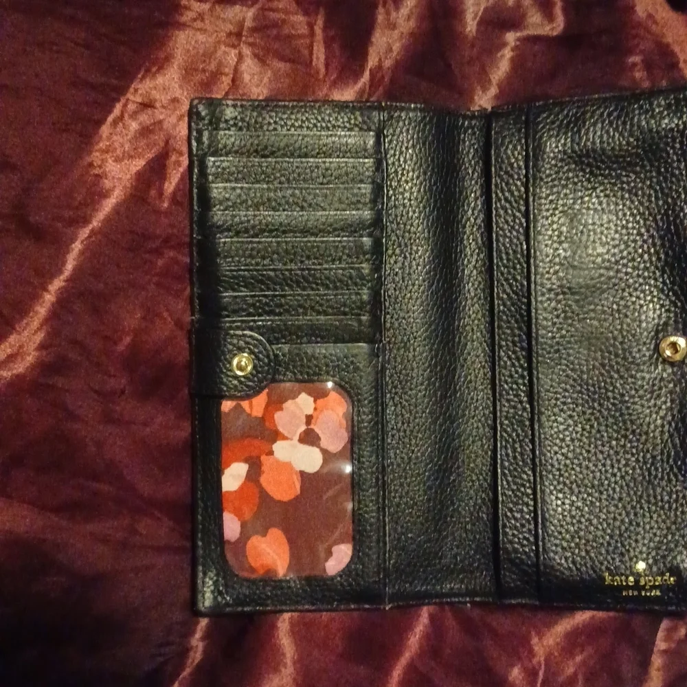 Kate Spade Wallet - Picture 7 of 7